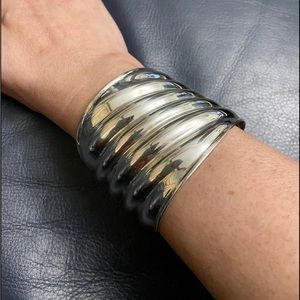 🗣 Heavy Vintage Taxco Silver 925 Cuff Bracelet